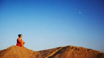 Comment surmonter un épisode dépressif - Femme et ciel bleu