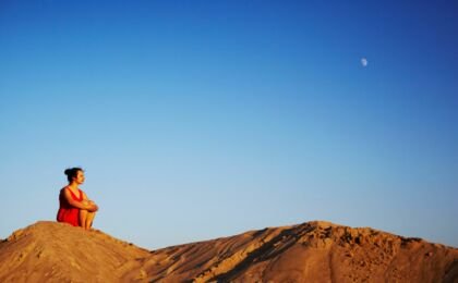 Comment surmonter un épisode dépressif - Femme et ciel bleu