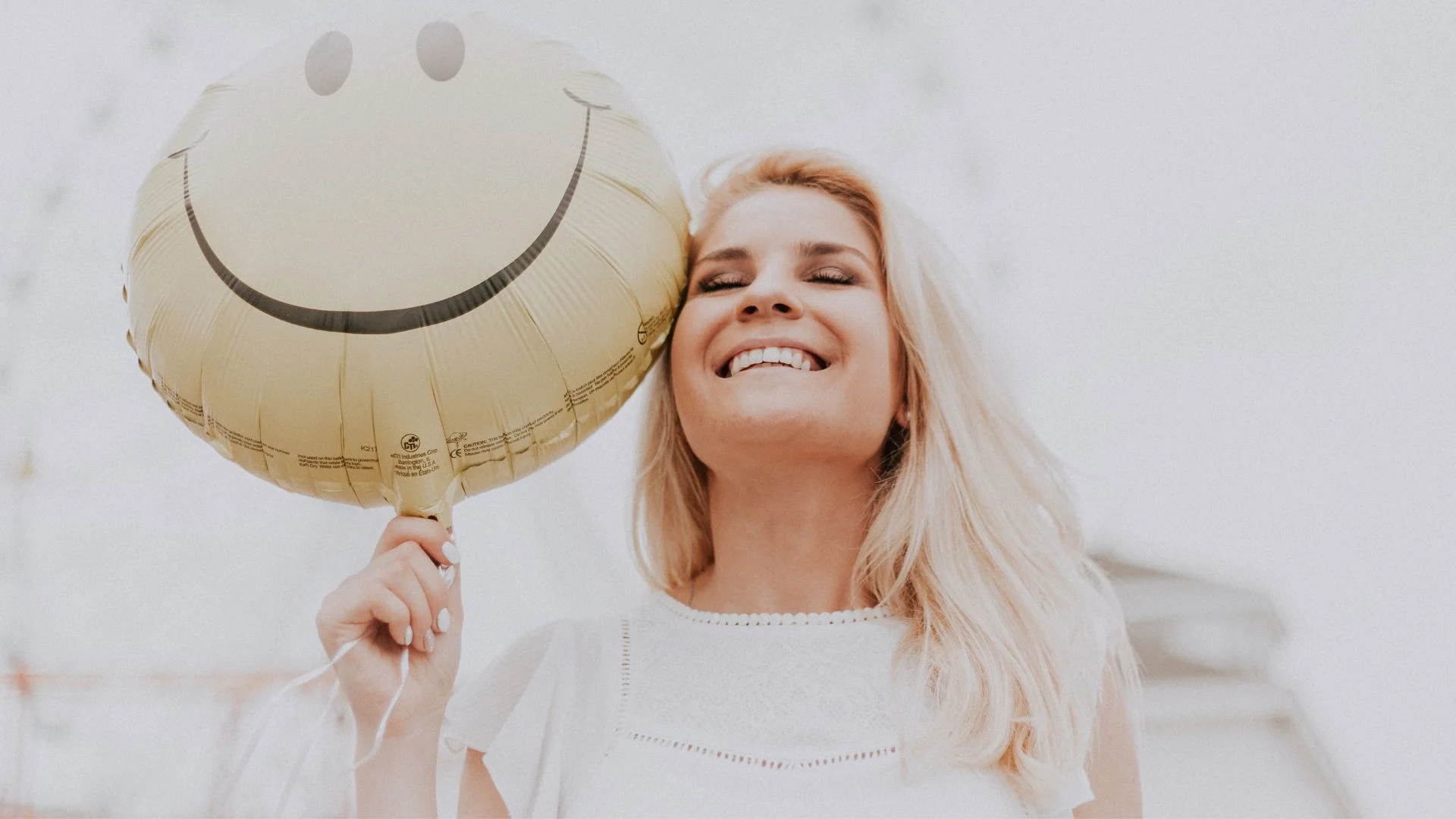 Dépression souriante : quand le sourire cache un terrible mal-être