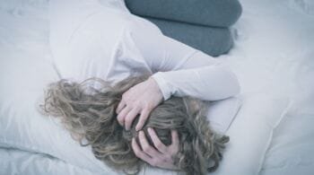 Comment venir à bout des troubles cognitifs liés à la dépression ? - Femme